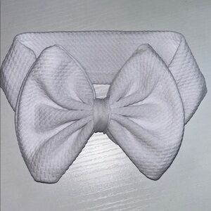 BowMama Handmade White Bow, 6-9 Months. Made to size🪡🎀